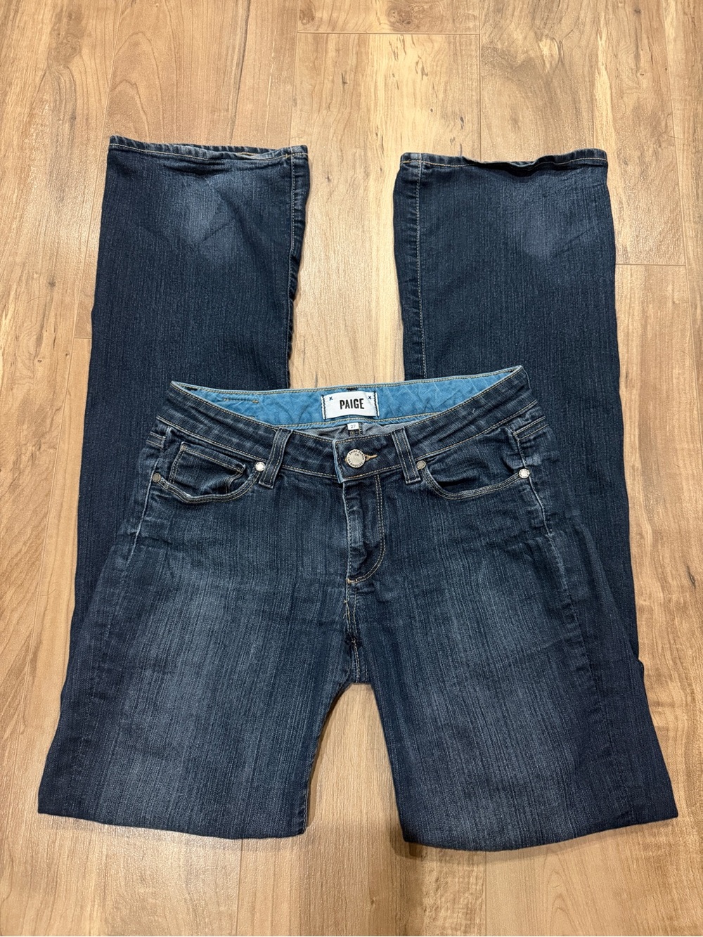 Y2K PAIGE low rise bootcut flare dark wash jeans - size 27